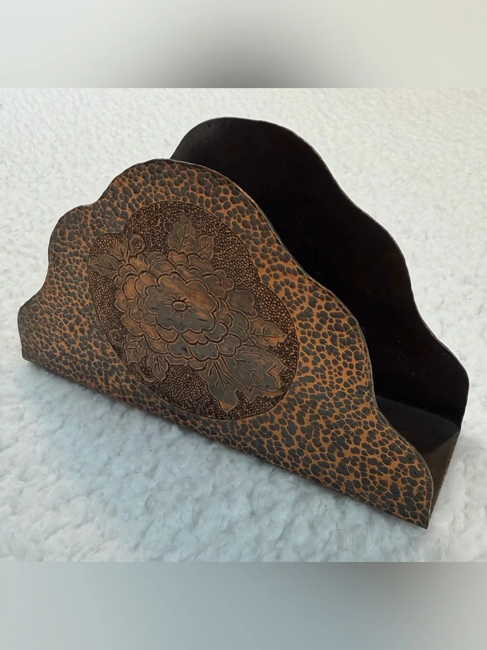 (VTG) Hammered Copper Floral Napkin / Letter Holder, OS